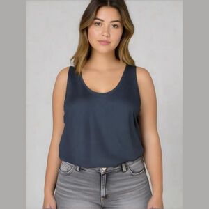 NWT Black Sleeveless Top 3X Ava & Viv